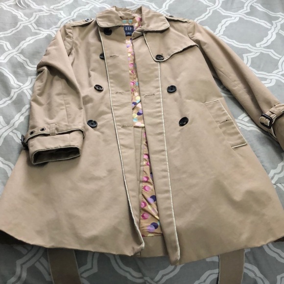 GAP Jacket - Picture 2 of 3